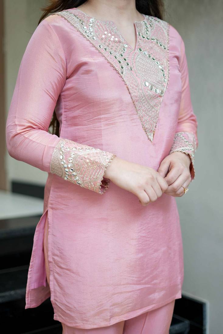 Elegant pink silk sequin embroidery v-neck co-ord set