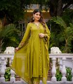 Mehendi green chanderi silk sequin kurta set with embroidered organza dupatta
