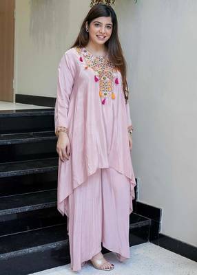 Light pink french crepe silk sequin u-neck kurta pant set 2