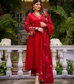 Red chanderi silk sequin v-neck kurta set with embroidered organza dupatta