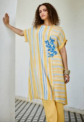 Yellow printed linen kurta set 3