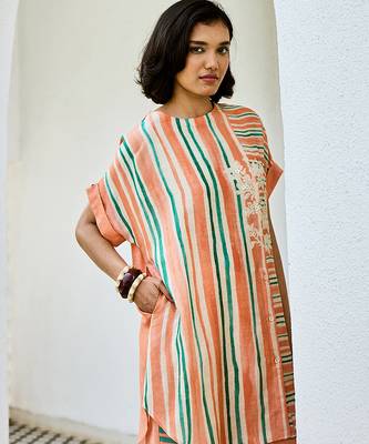 Peach printed linen kurta set 3