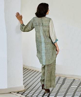 Grey blue printed linen kurta set 2