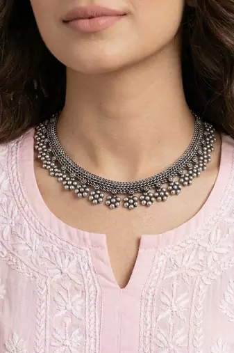  women oxidised silver beaded necklace