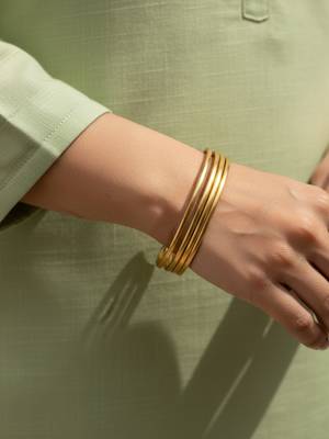  women set of 4 gold plated handcrafted bangle 1