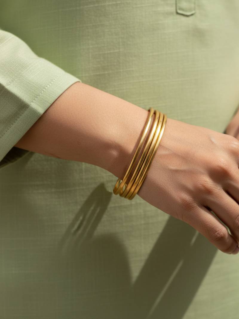  women set of 4 gold plated handcrafted bangle