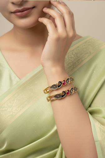  women set of 2 gold plated handcrafted kada bangle