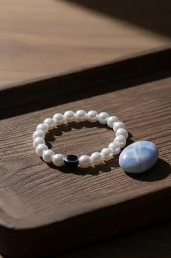  unisex black evil eye white bracelet