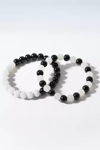  unisex set of 2 black & white crystal beaded bracelet