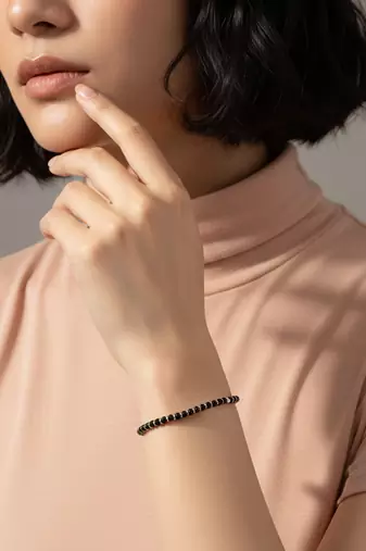  women silver plated black beaded adjustable bracelet