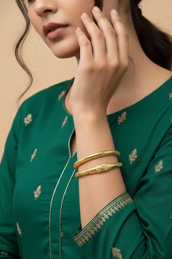  women set of 2 gold plated traditional kada bangle