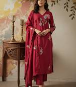 Red chanderi silk sequin v-neck kurta set with embroidered organza dupatta