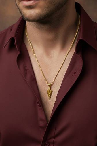  men's arrow shaped gold plated pendant with chain 