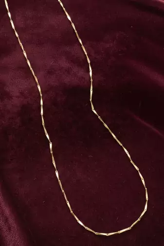  women gold plated handcrafted minimal chain