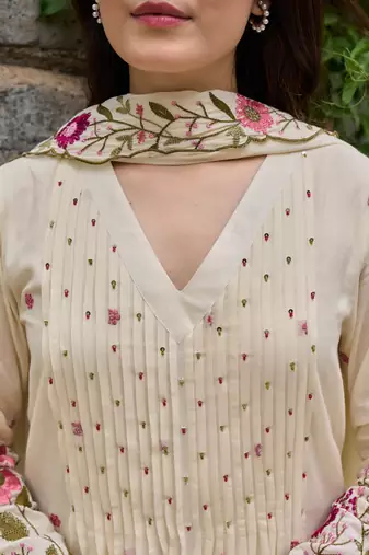 White chanderi silk sequin v-neck kurta set with embroidered chanderi dupatta