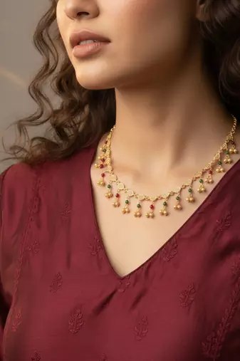  women gold plated multicolour minimal chain