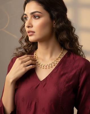  women gold plated multicolour minimal chain 2