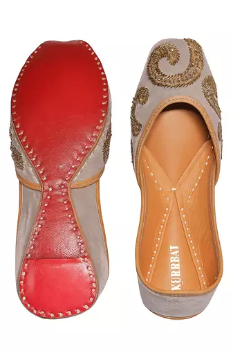 grey leather juttis with swirl embroidery design