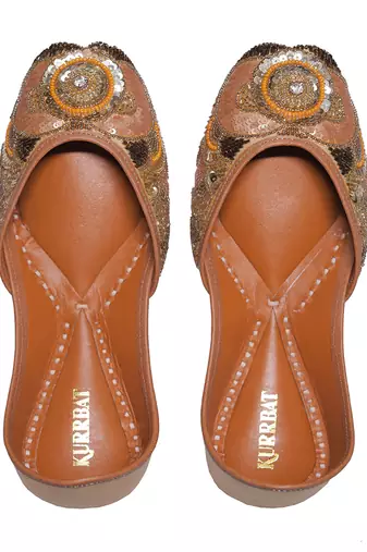 multicolor embroidered leather juttis for women