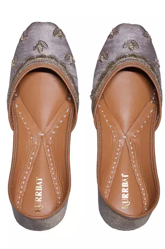 silver grey embroidered leather juttis for women