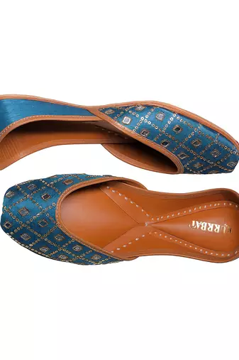 blue leather juttis with decorative thread and sequin work