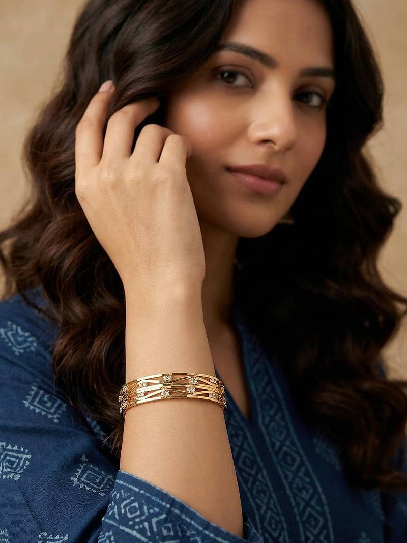  women set of 2 gold plated cz stone bangle