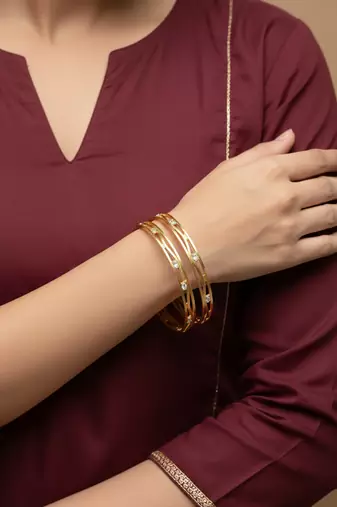  women set of 2 gold plated cz stone bangle