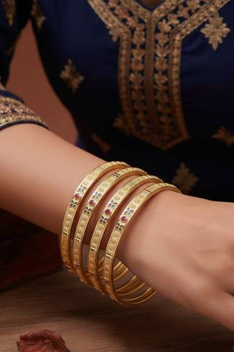  women set of 4 gold plated artificial stone bangle