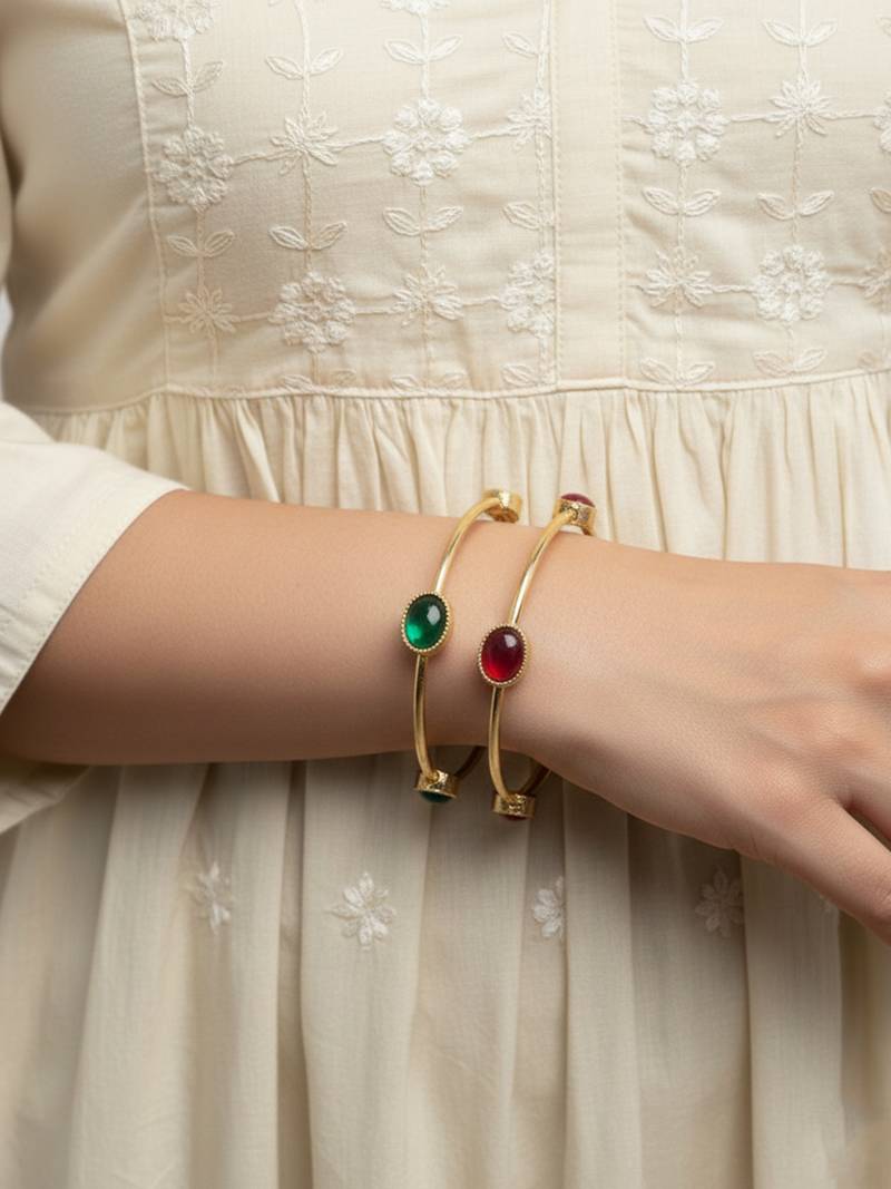  women set of 2 gold plated artificial stone bangle