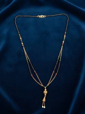  women gold plated artificial beaded mangalsutra 3