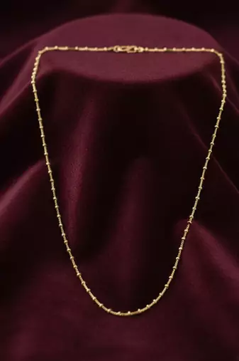  women gold plated minimal chain