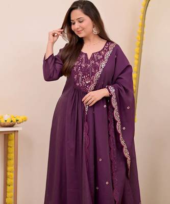 Purple chanderi silk sequin kurta pant set with embroidered chanderi dupatta 3