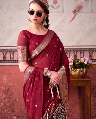  chinon self print saree with zari woven design 2