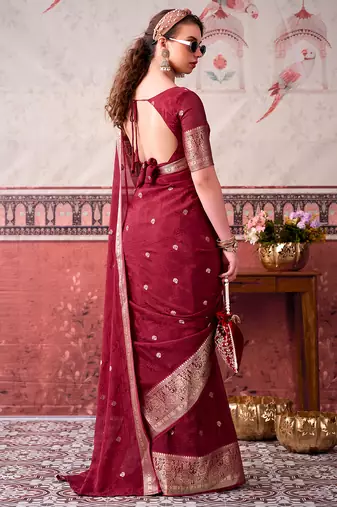  chinon self print saree with zari woven design