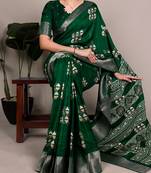 banarasi saree with silver zari work & blouse piece