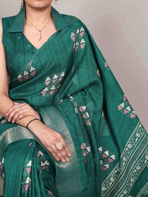  banarasi saree with silver zari work & blouse piece 2