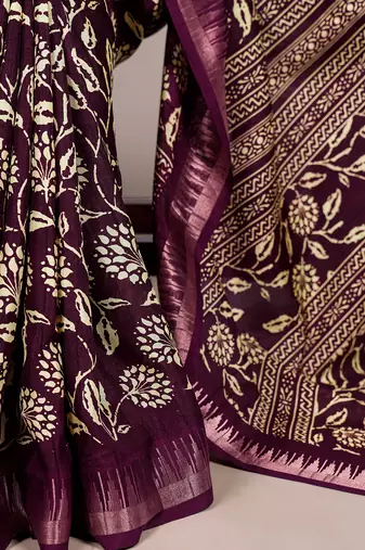 Slub silk saree with  floral print & silver zari