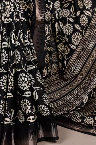 Slub silk saree with  floral print & silver zari