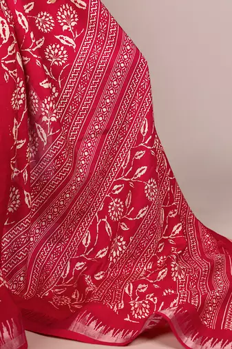 Slub silk saree with  floral print & silver zari