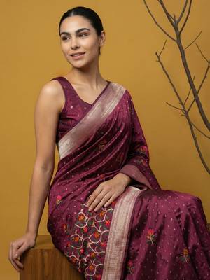 Purple with multicolor accents  woven zari small buti & floral border work  silk blend 5