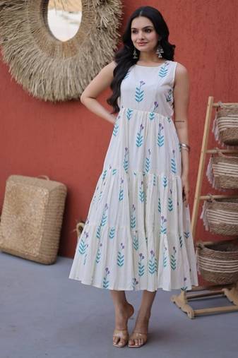 White digital printed cotton stitched kurti for women