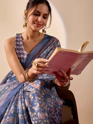 Blue digital floral print chiffon ethnic saree with blouse 4