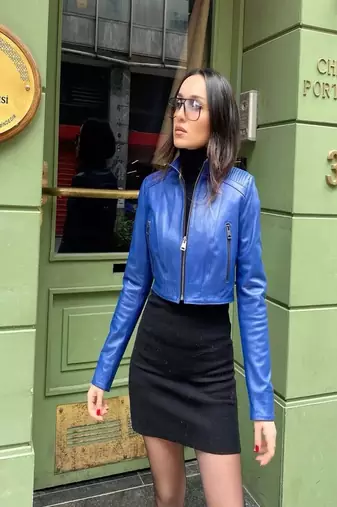 Blue color quilted cropped genuine leather jacket slim fit trucker style short