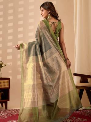 Green digital kalamkari print cotton silk festive elegent saree with blouse 2