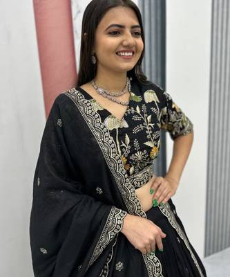 Black Chiffon Embroidered Lehenga-free-size 2