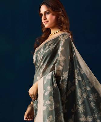 green digital floral print chiffon festive ethnic saree with blouse 3