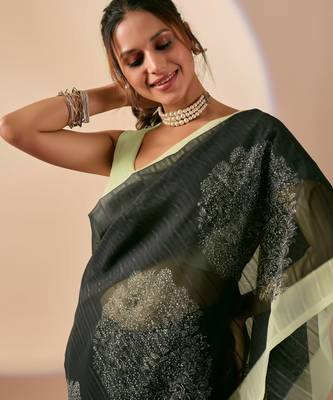 black floral print silk festive ethnic saree with blouse 4