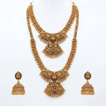 Exquisite handcrafted antique gold temple jewelry set - short choker, long haram & jhumka earrings 2