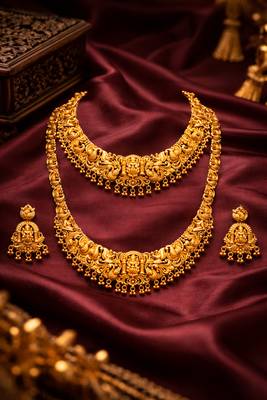 Handcrafted traditional gold-plated temple jewelry set | ethnic bridal lakshmi Necklace :: & earrings for women 2