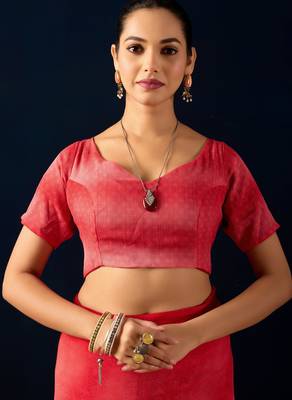 Red digital kalamkari print cotton silk festive elegent saree with blouse 5